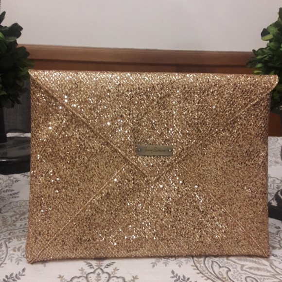 Jenny Packham Handbags - Jenny Parkham Gold Envelope Clutch 12x5x9
